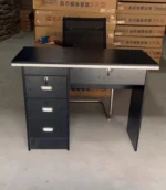 Office desk - Image 4