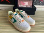 Original Nike Sneaker - Image 3