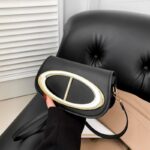 Women’s Oval-Clasp Shoulder Bag - Image 6