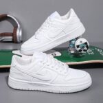 Unisex Contrast-Panel Low-Top Sneakers - Image 3
