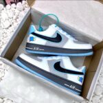 Colour-Panel Low-Top Sneakers