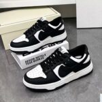 Unisex Contrast-Panel Low-Top Sneakers product photograph